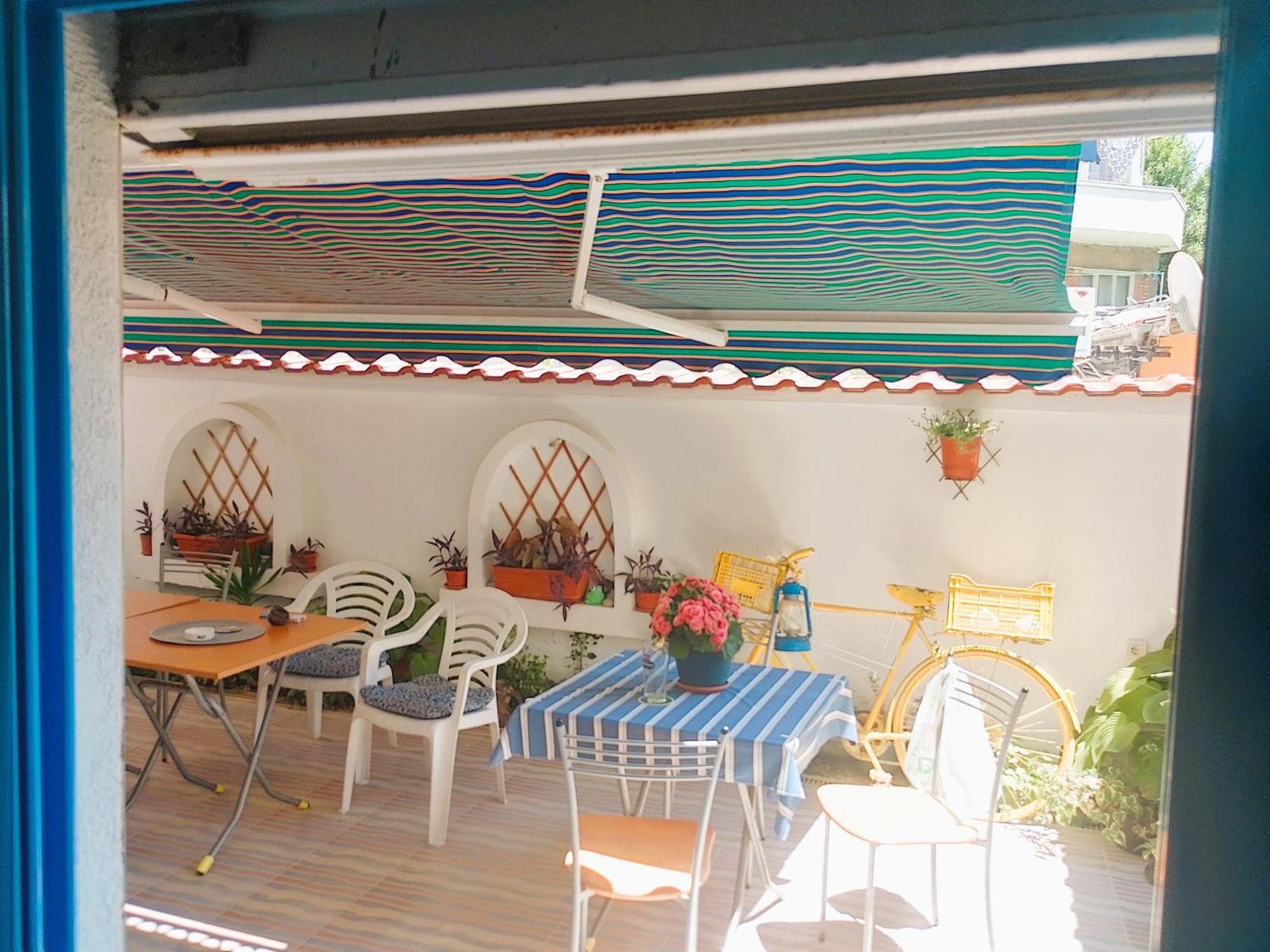 Lira Sto Apartments Πομόριε Εξωτερικό φωτογραφία