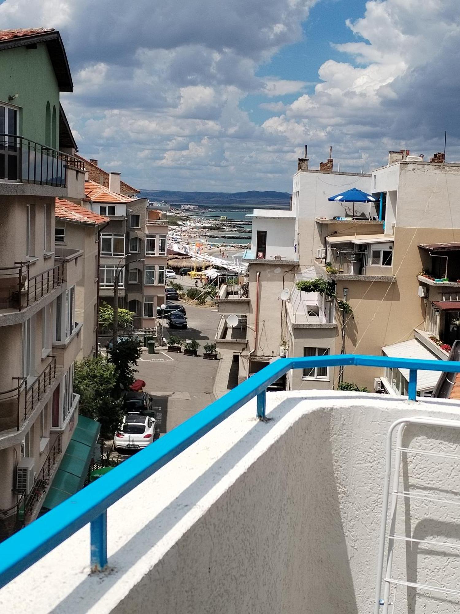 Lira Sto Apartments Πομόριε Εξωτερικό φωτογραφία