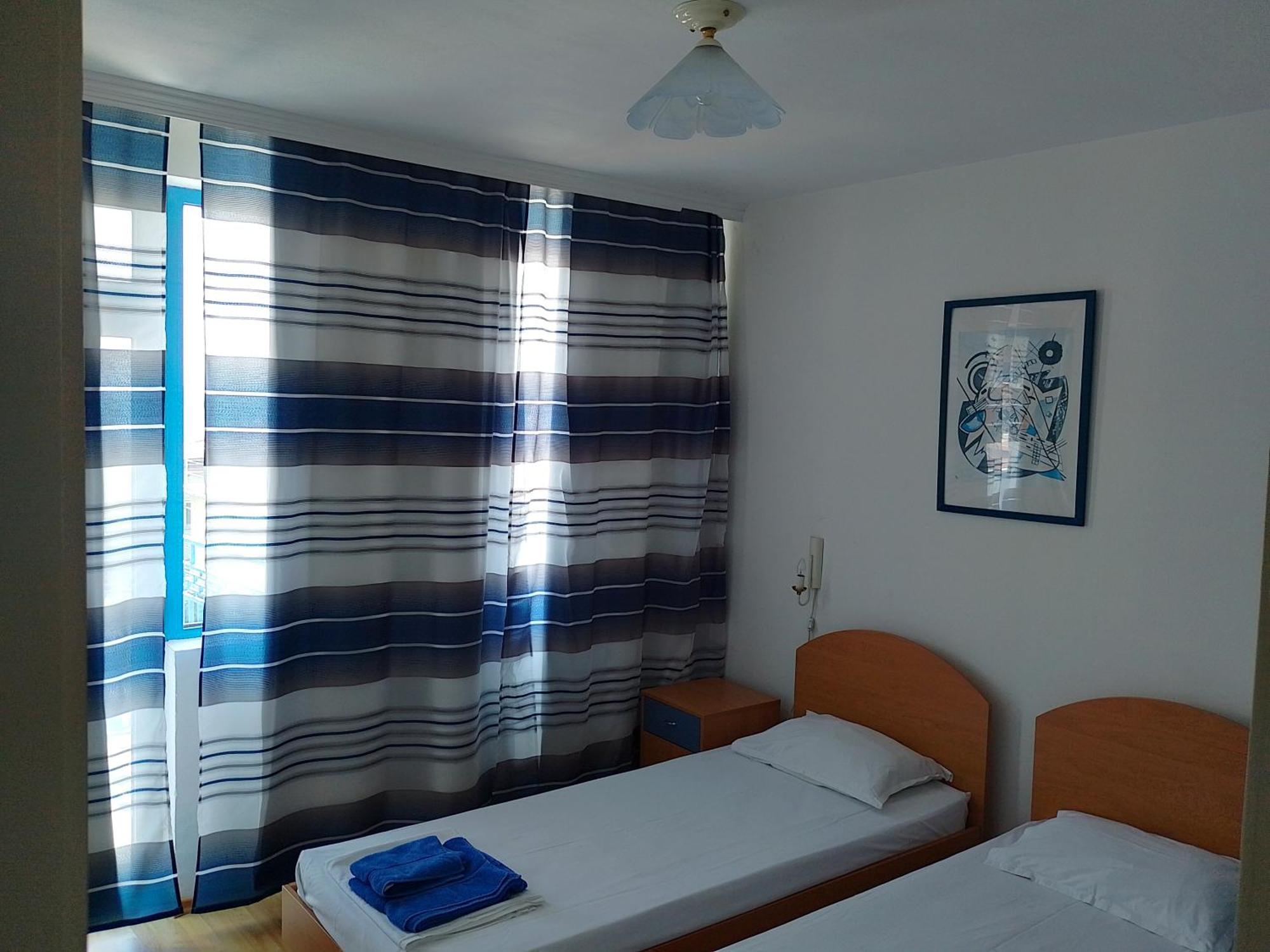 Lira Sto Apartments Πομόριε Εξωτερικό φωτογραφία