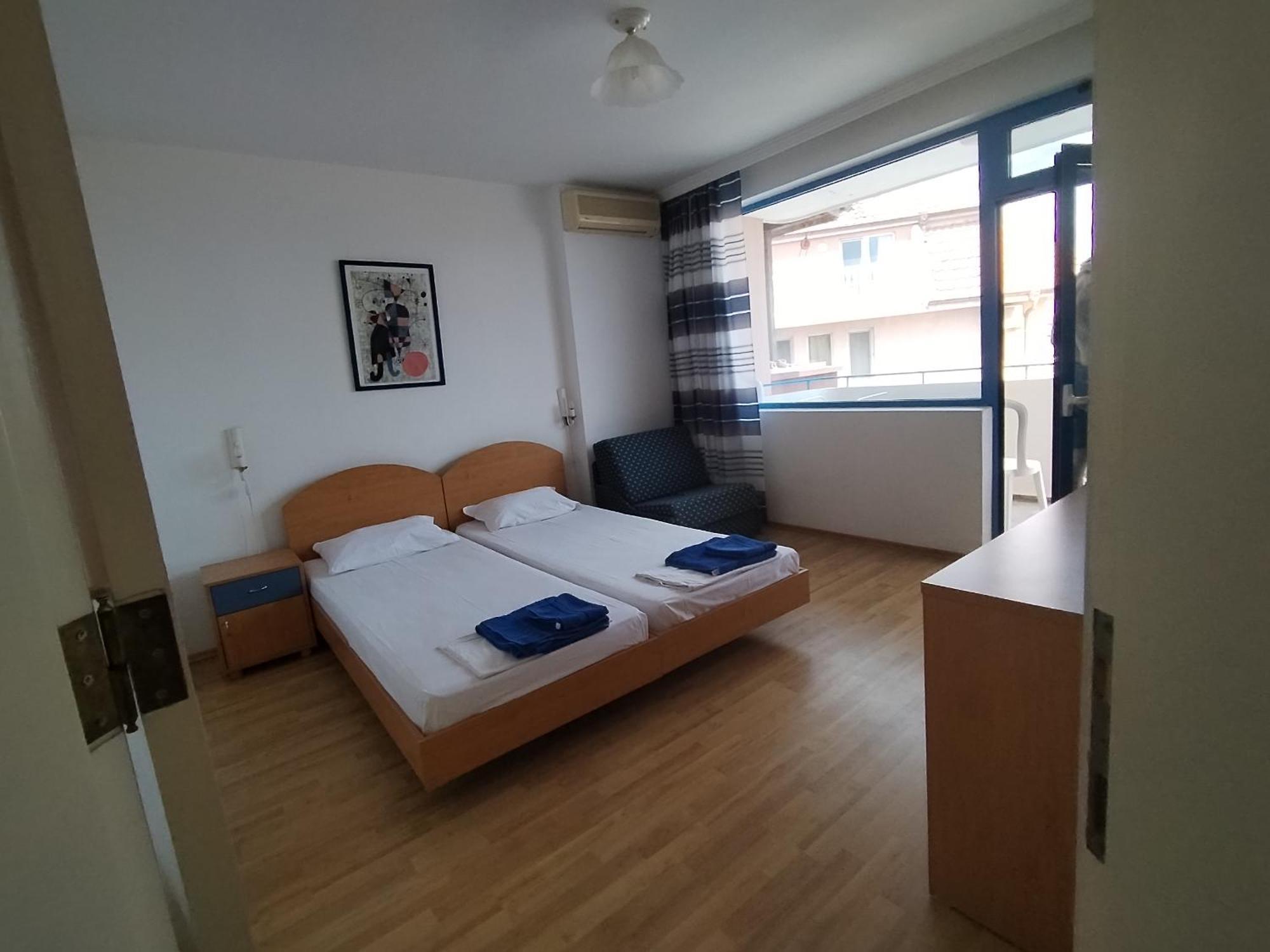 Lira Sto Apartments Πομόριε Εξωτερικό φωτογραφία