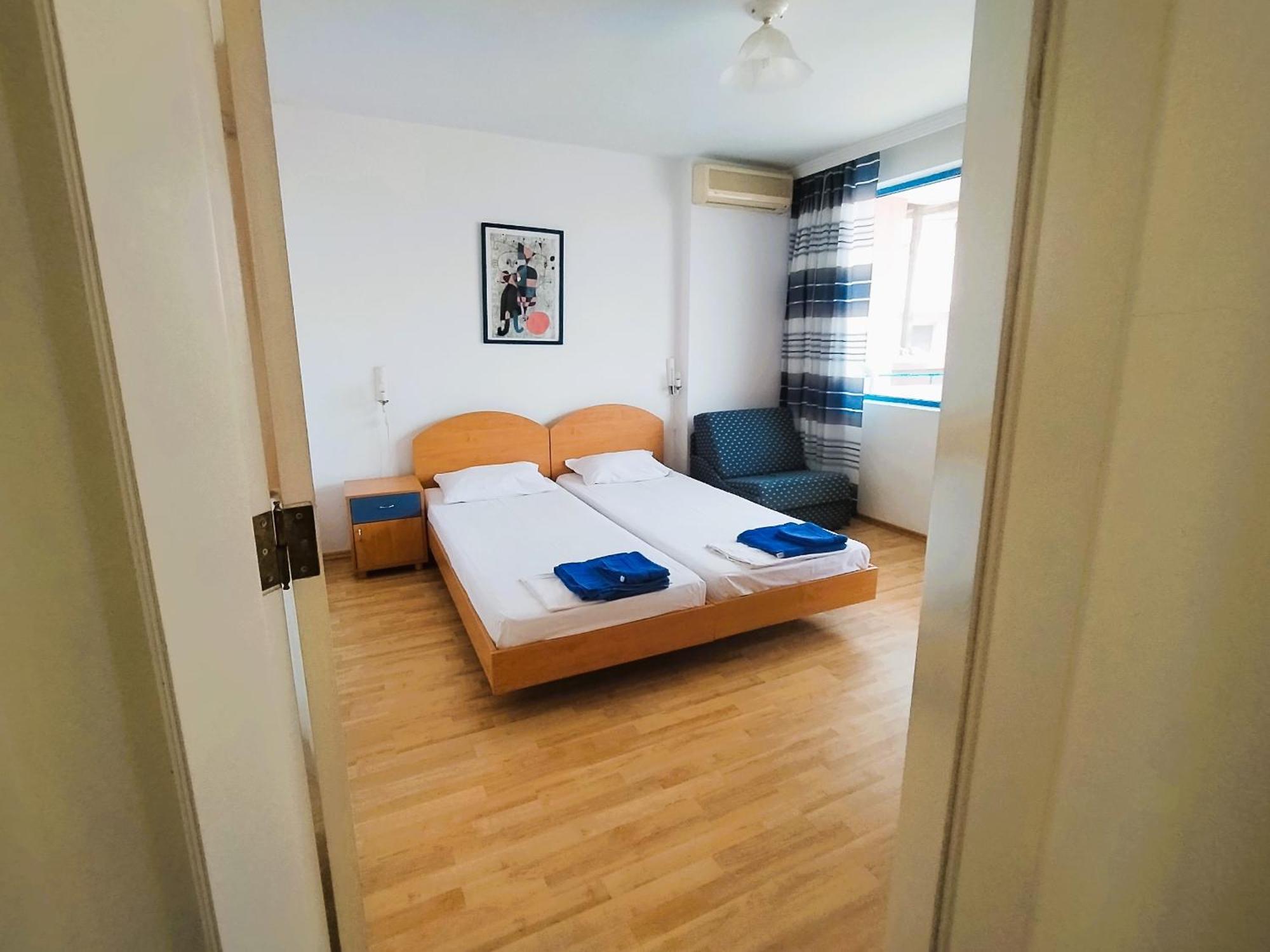 Lira Sto Apartments Πομόριε Εξωτερικό φωτογραφία