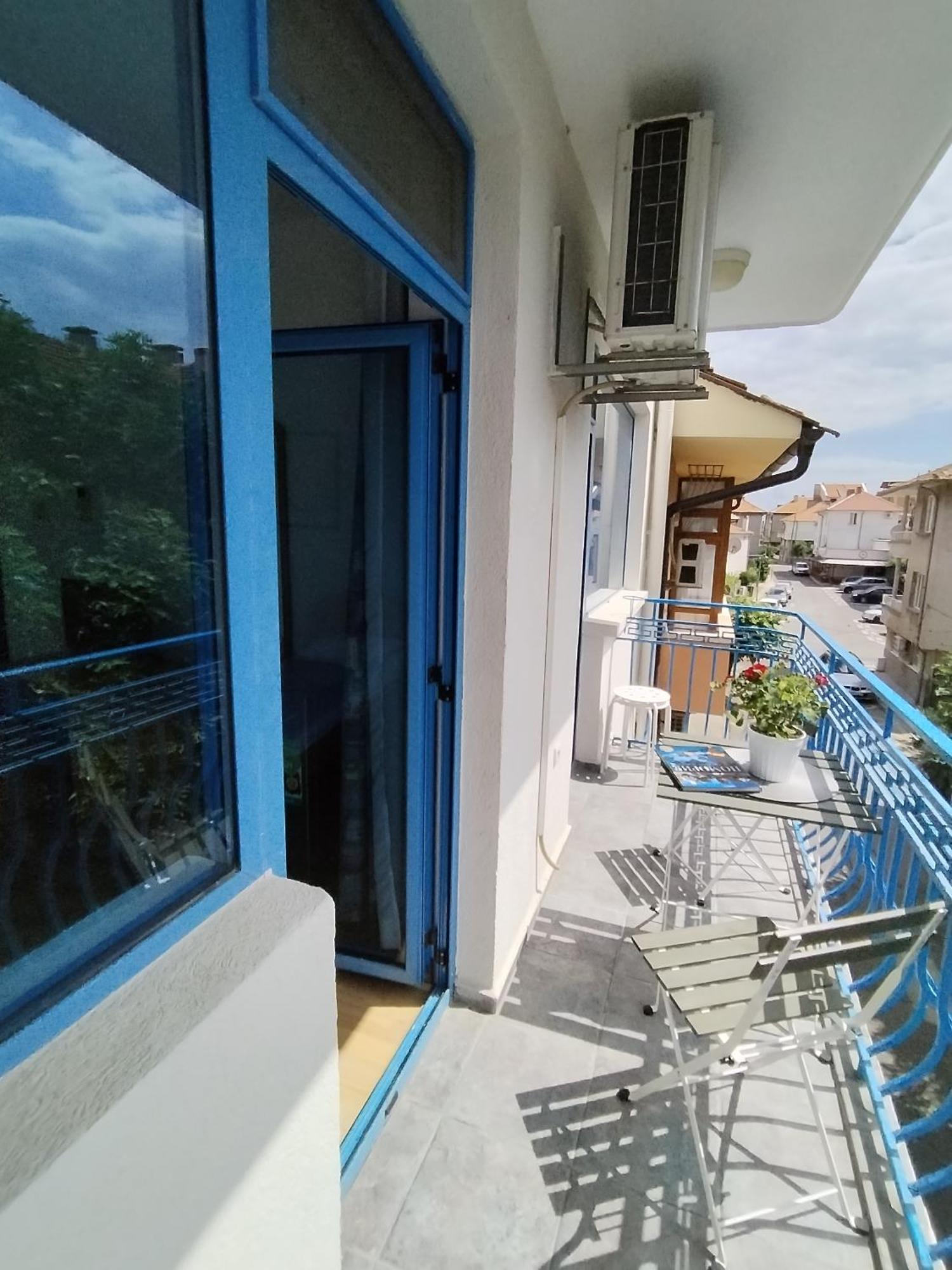 Lira Sto Apartments Πομόριε Εξωτερικό φωτογραφία