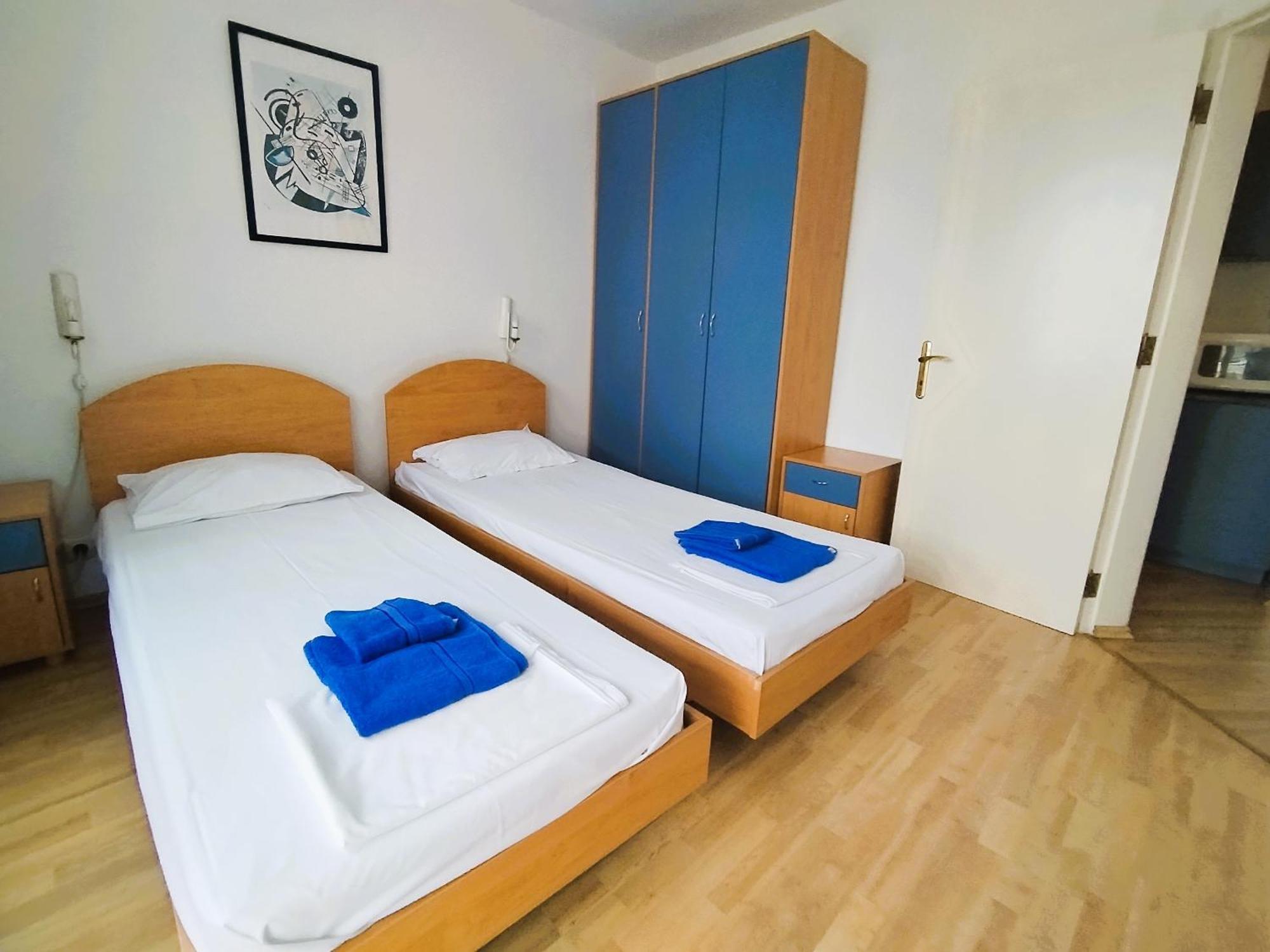 Lira Sto Apartments Πομόριε Εξωτερικό φωτογραφία