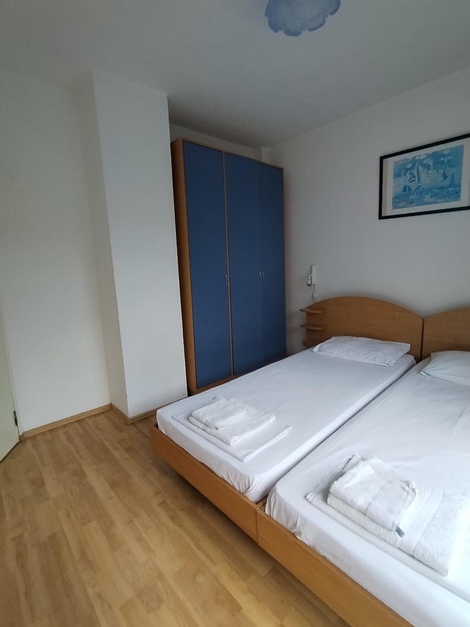 Lira Sto Apartments Πομόριε Εξωτερικό φωτογραφία