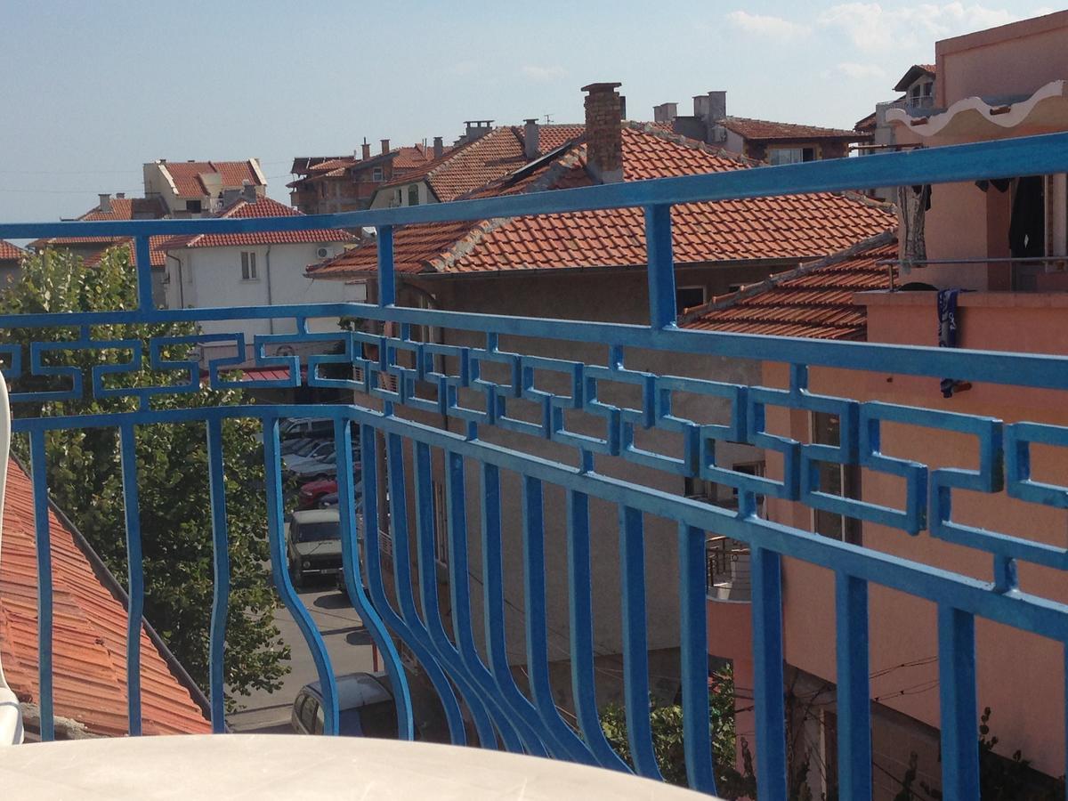 Lira Sto Apartments Πομόριε Εξωτερικό φωτογραφία
