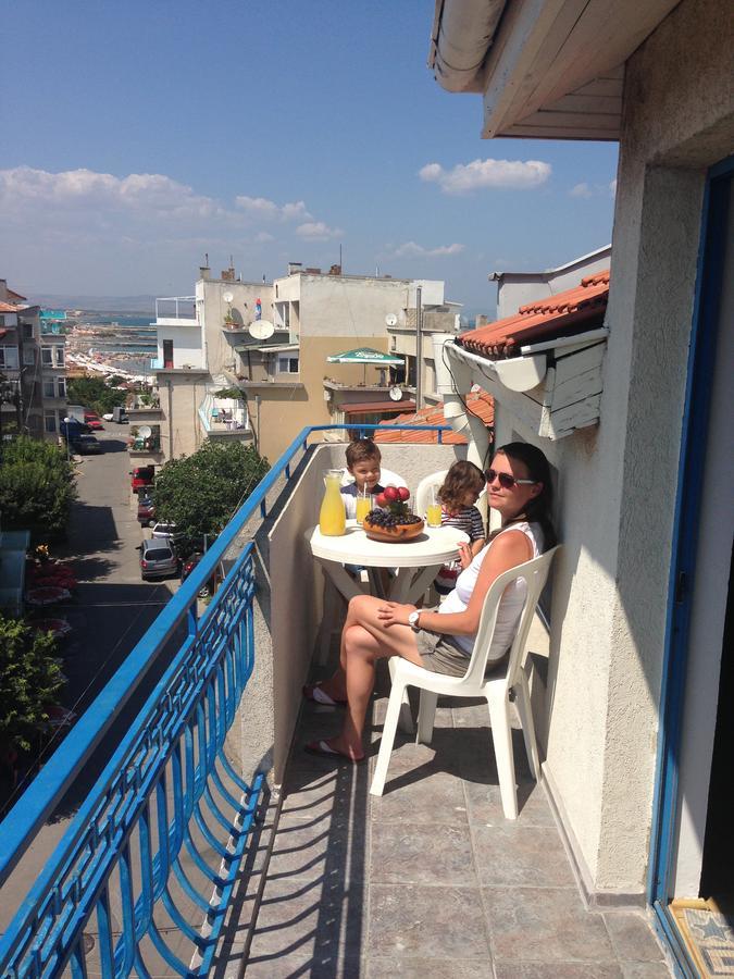 Lira Sto Apartments Πομόριε Εξωτερικό φωτογραφία