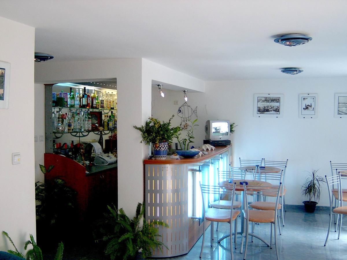 Lira Sto Apartments Πομόριε Εξωτερικό φωτογραφία